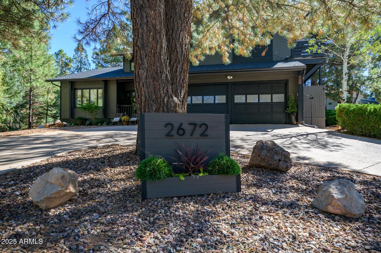2672 N Carefree Cir., Flagstaff, AZ 86004