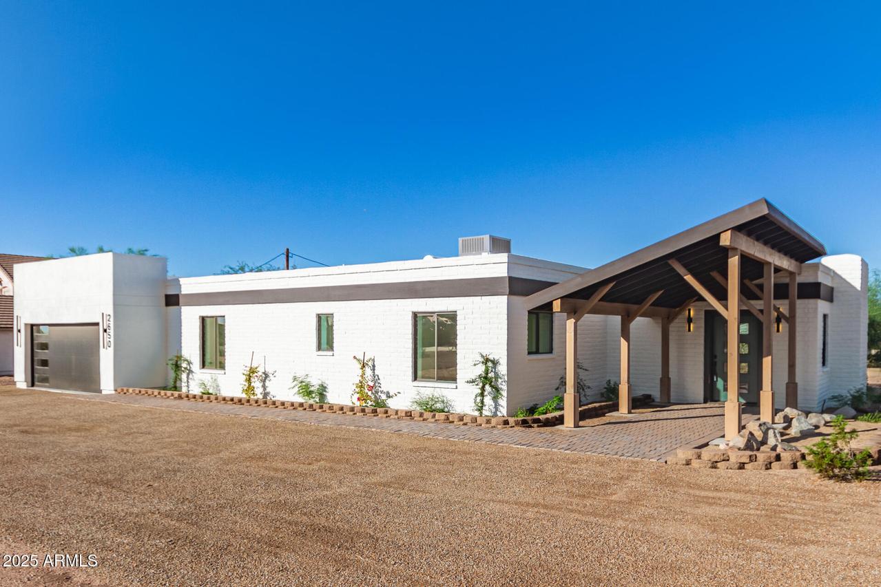 2650 N Hawes Rd., Mesa, AZ 85207