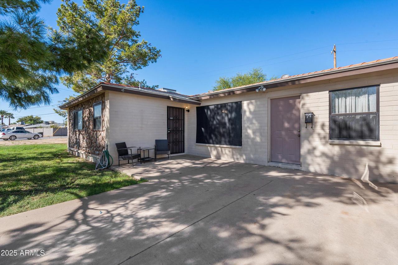 304 E Echo Ln., Phoenix, AZ 85020