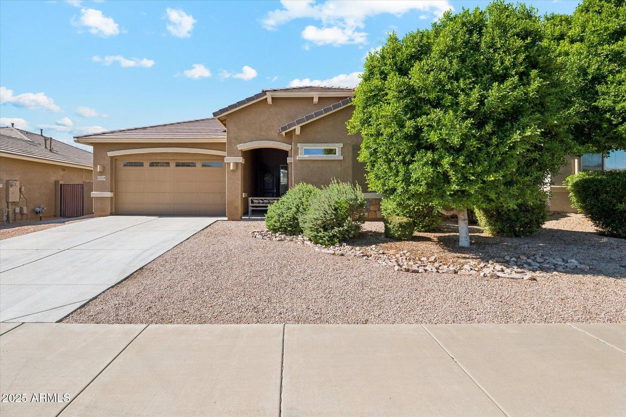 13219 W Cottontail Ln., Peoria, AZ 85383