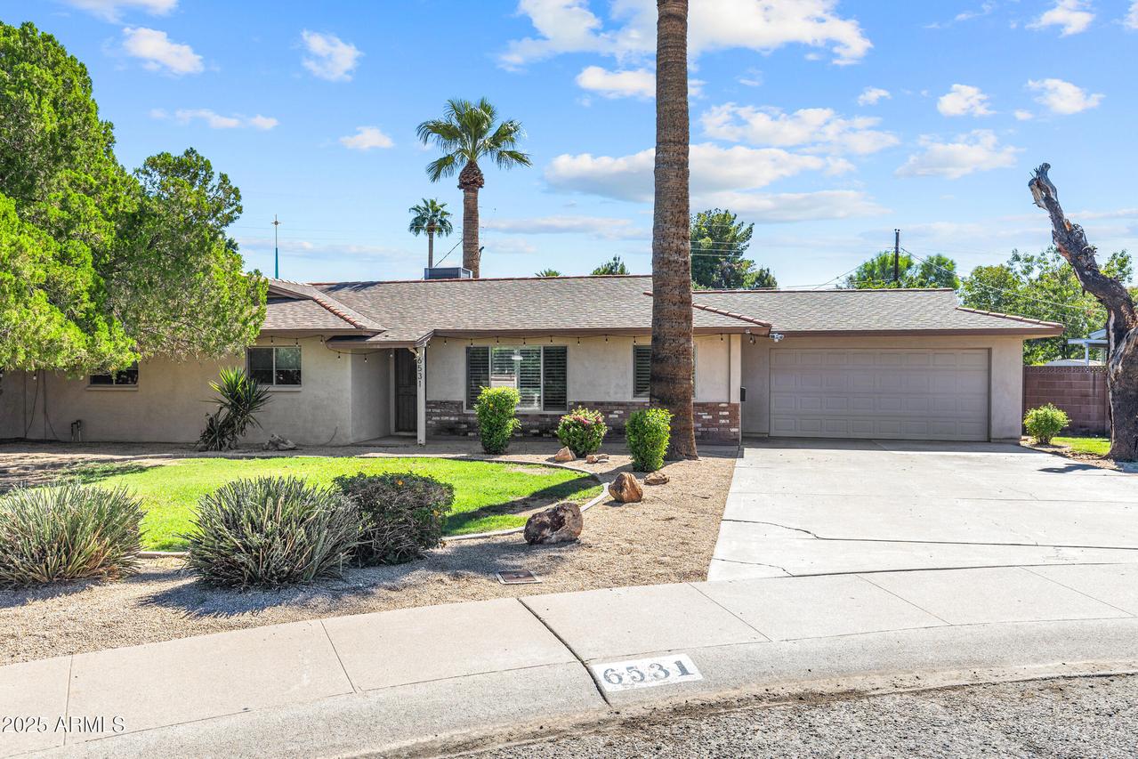 6531 N 16th Dr., Phoenix, AZ 85015