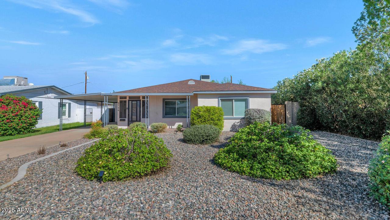 2726 E Fairmount Ave., Phoenix, AZ 85016