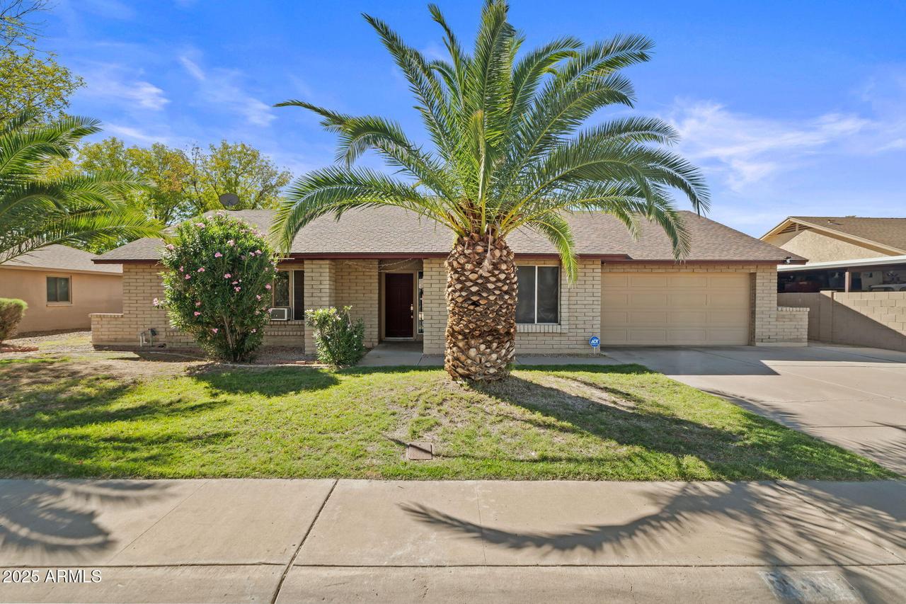 6131 W Desert Hills Dr., Glendale, AZ 85304