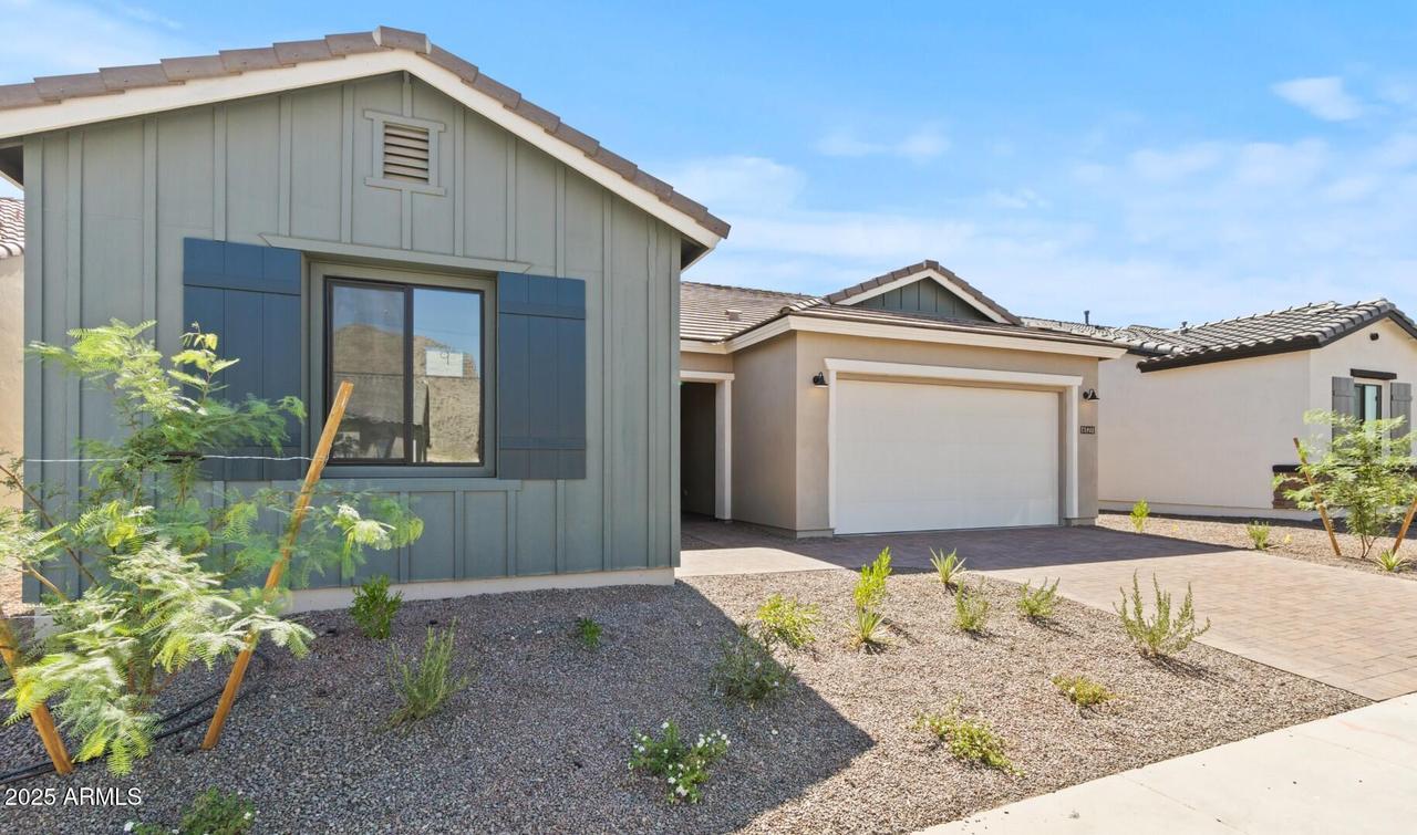 6127 N Sunrise Ln., Buckeye, AZ 85396