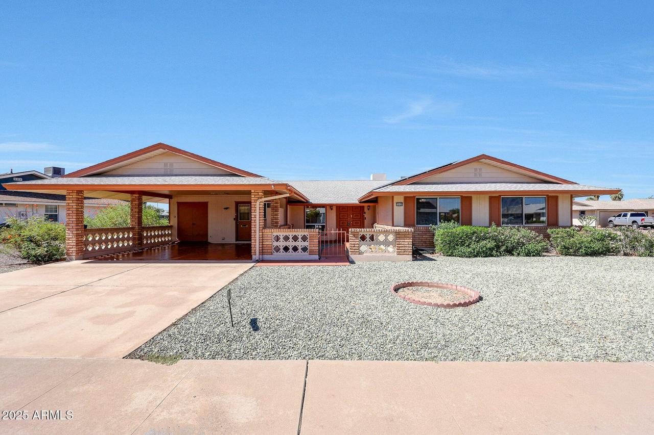 10326 W Caron Dr., Sun City, AZ 85351