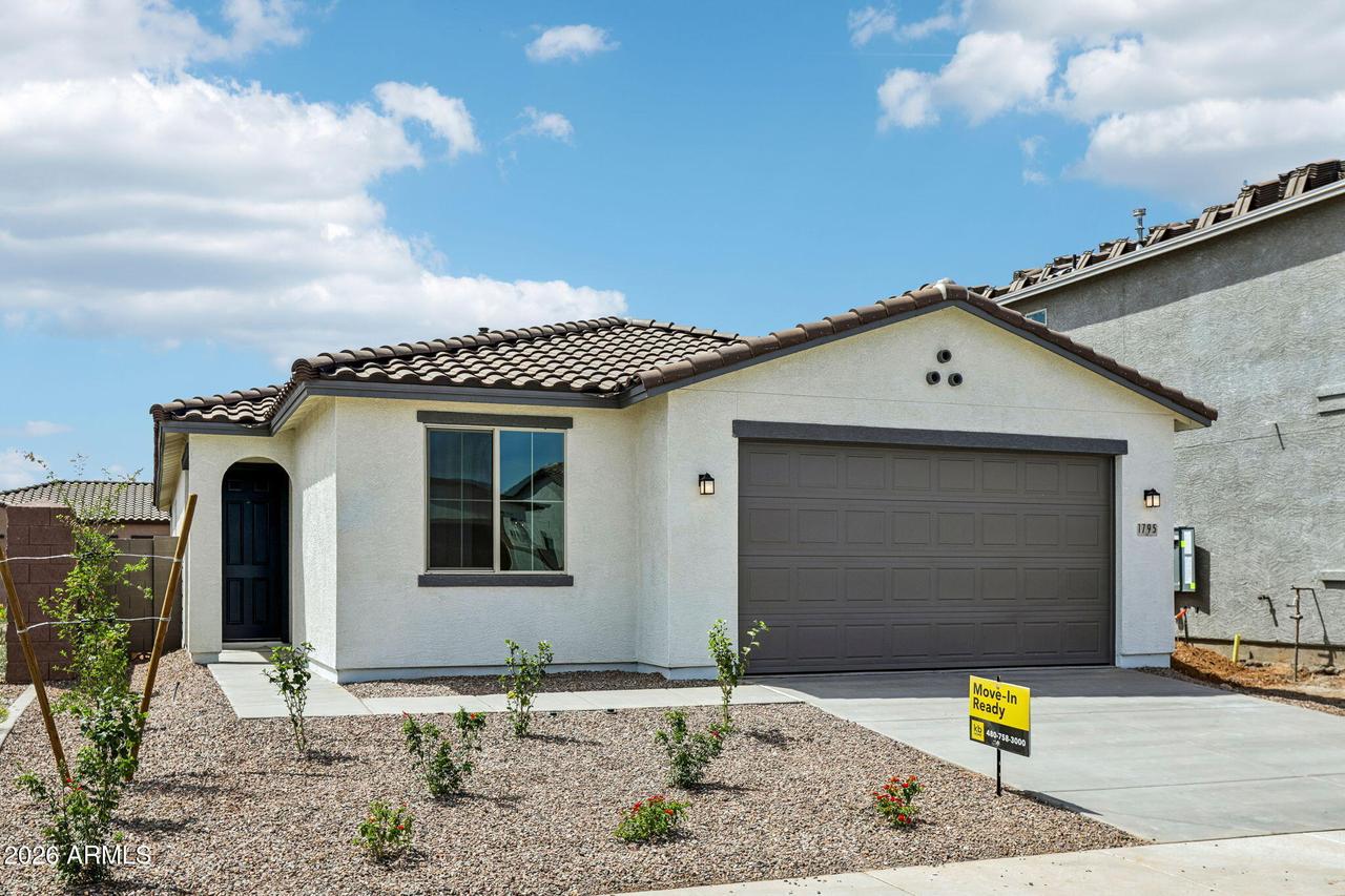 1795 E Mcentee Ln., San Tan Valley, AZ 85143