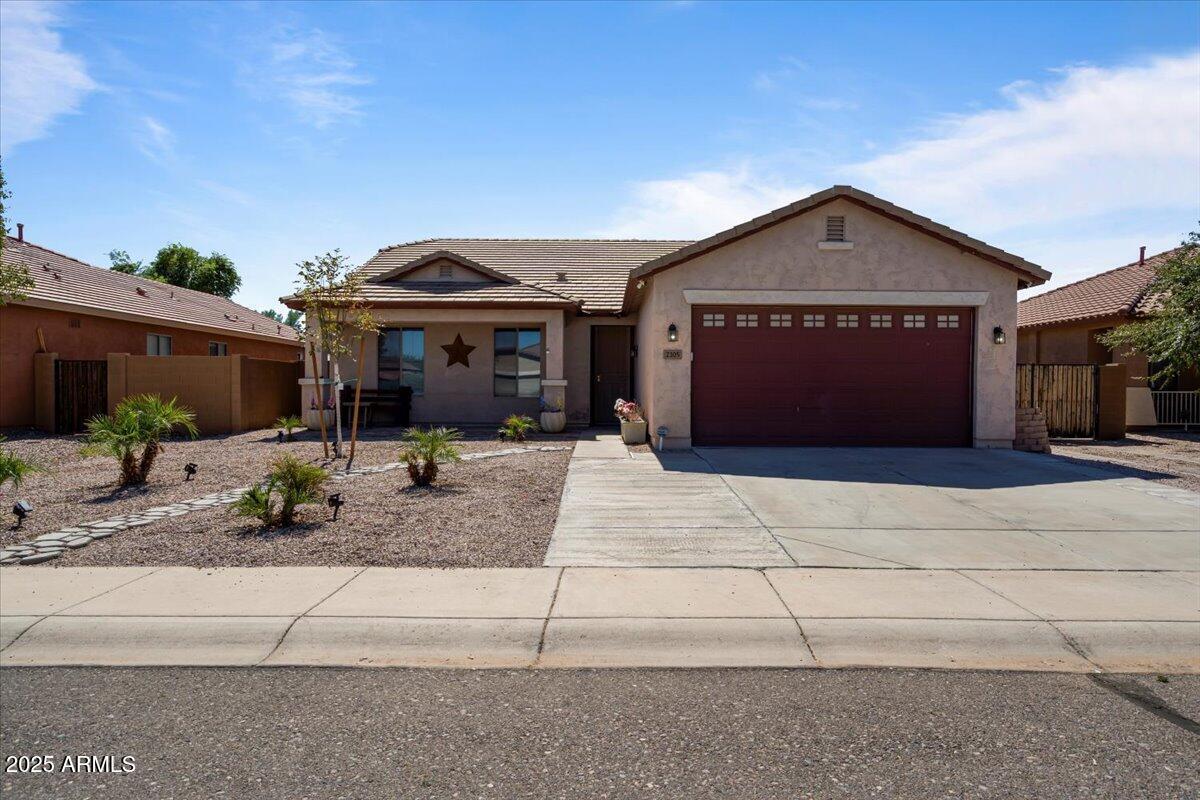 2305 W Angel Way, San Tan Valley, AZ 85144