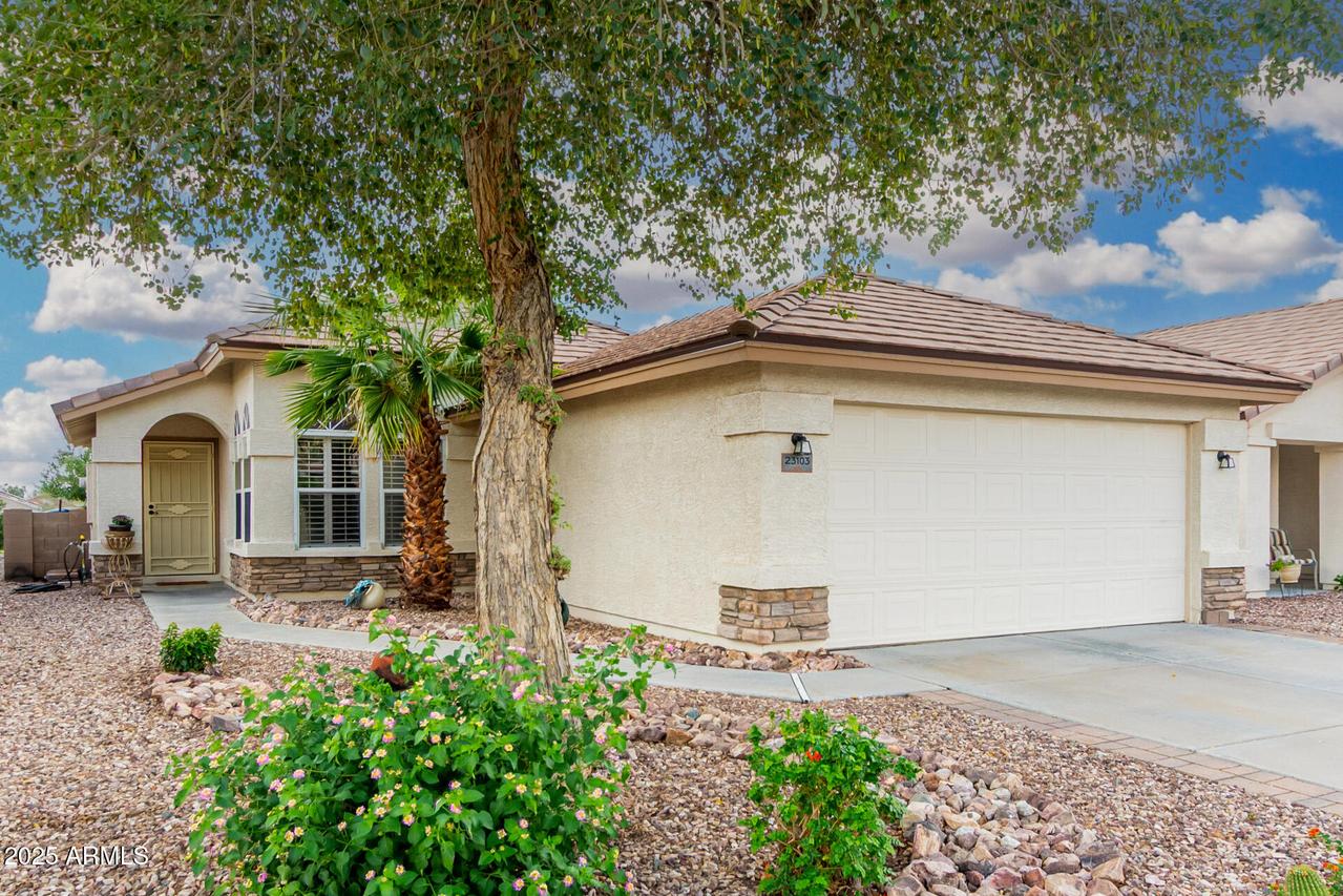 23103 W Lasso Ln., Buckeye, AZ 85326