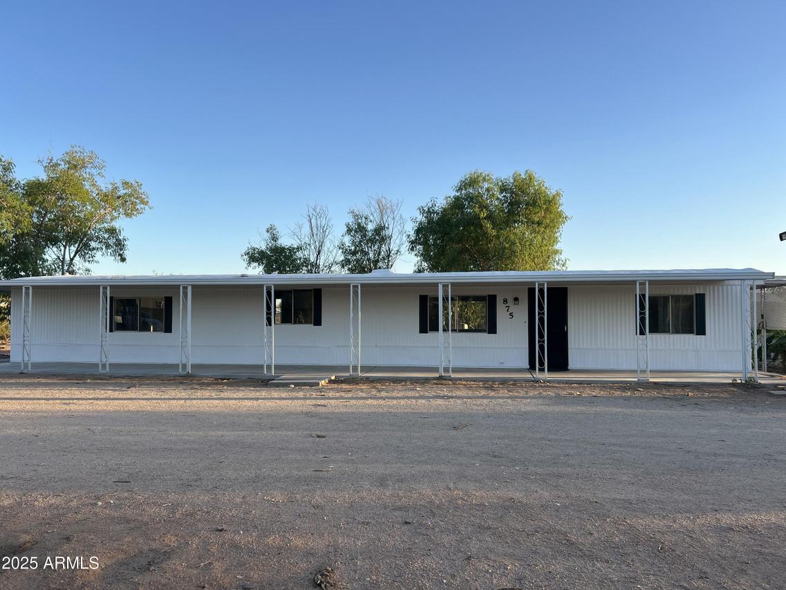 875 W Smoketree St., Apache Junction, AZ 85120