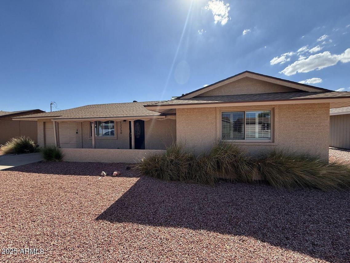 12250 N Cherry Hills Dr., Sun City, AZ 85351