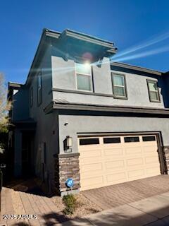 3041 N 37th Way, Phoenix, AZ 85018