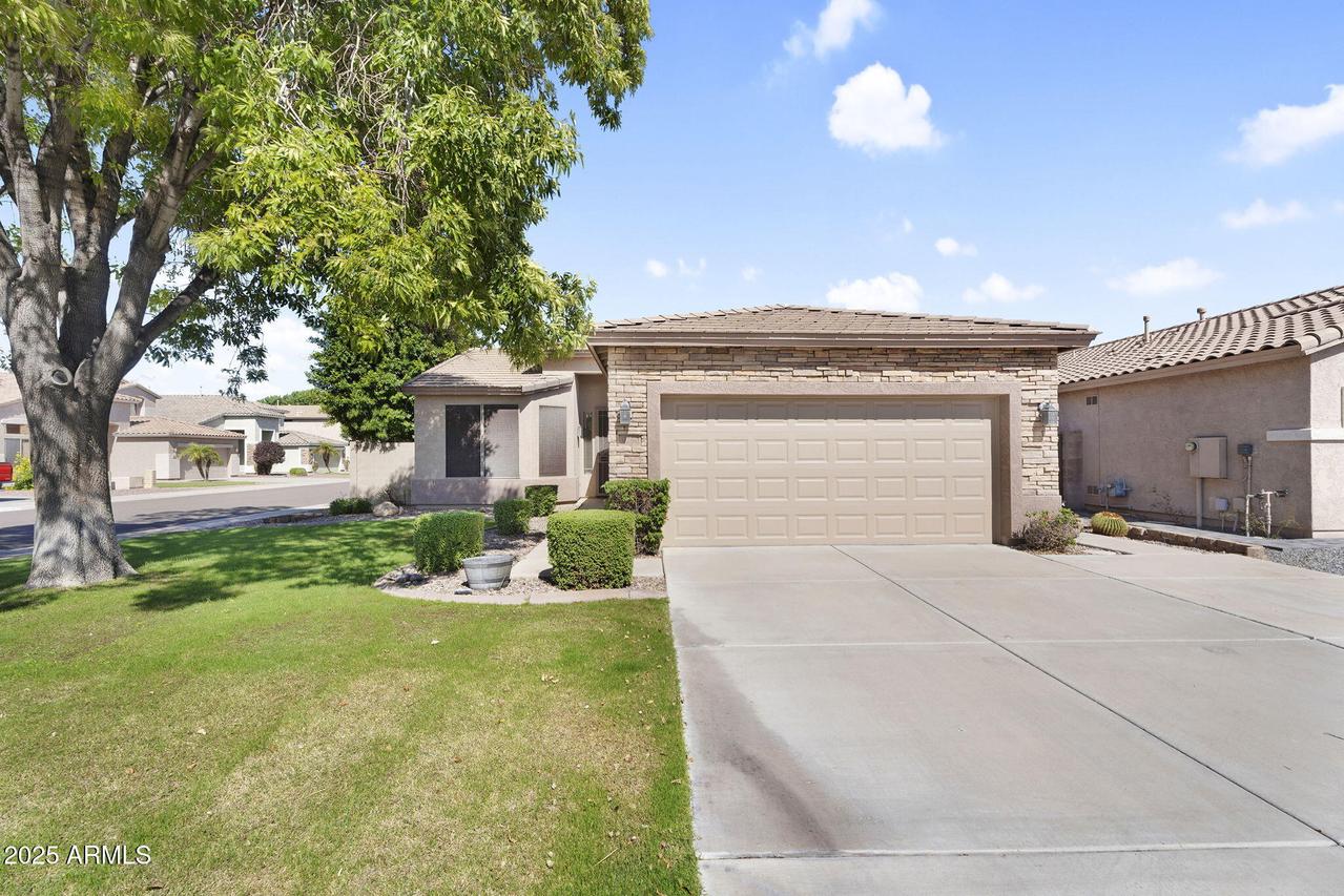 9250 W Runion Dr., Peoria, AZ 85382
