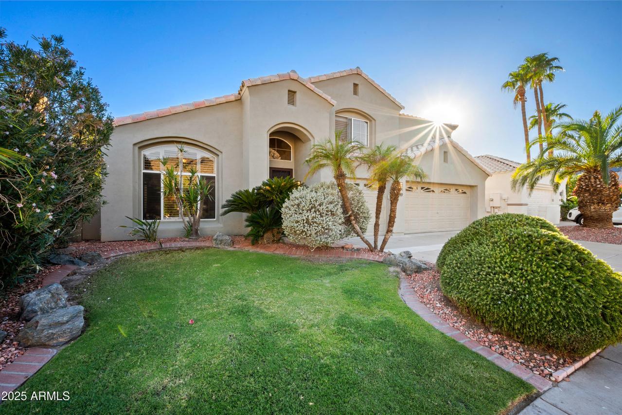 1019 E Mountain Sage Dr., Phoenix, AZ 85048