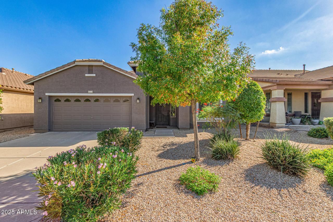 1193 W Desert Hollow Dr., San Tan Valley, AZ 85143