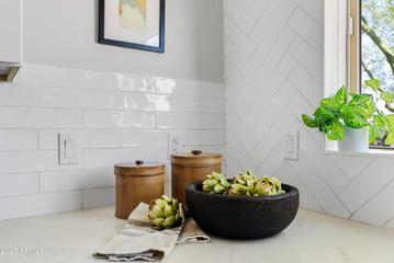 4830 N 74th Pl., Scottsdale, AZ 85251