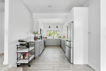 4830 N 74th Pl., Scottsdale, AZ 85251