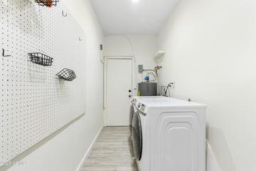 4830 N 74th Pl., Scottsdale, AZ 85251