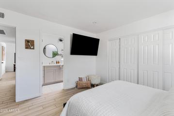 4830 N 74th Pl., Scottsdale, AZ 85251