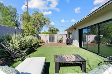 4830 N 74th Pl., Scottsdale, AZ 85251