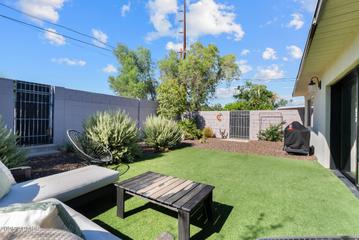 4830 N 74th Pl., Scottsdale, AZ 85251