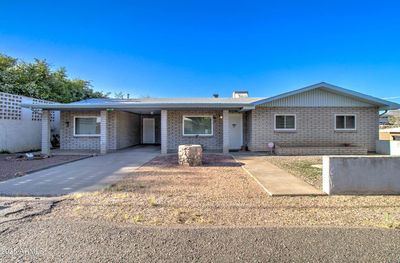 817 W Paxton Ave., Miami, AZ 85539
