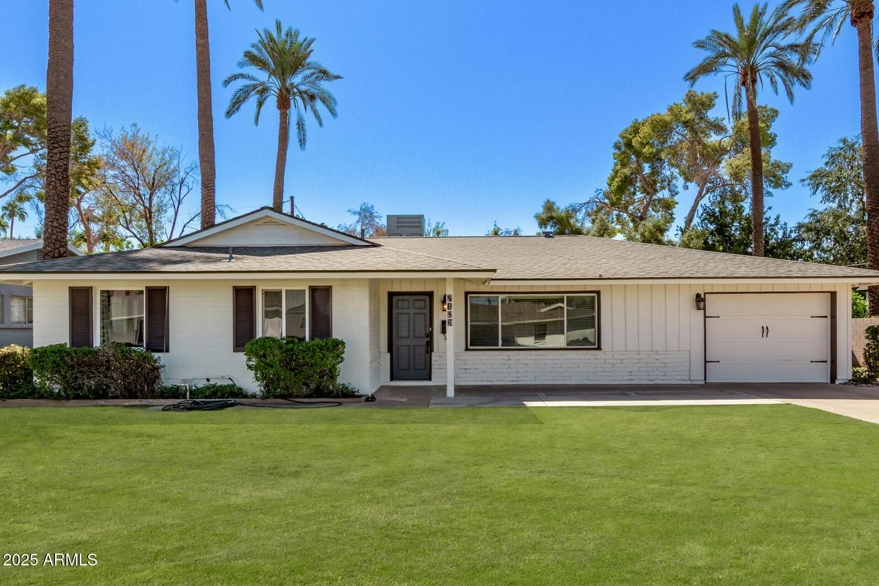 4617 E Catalina Dr., Phoenix, AZ 85018