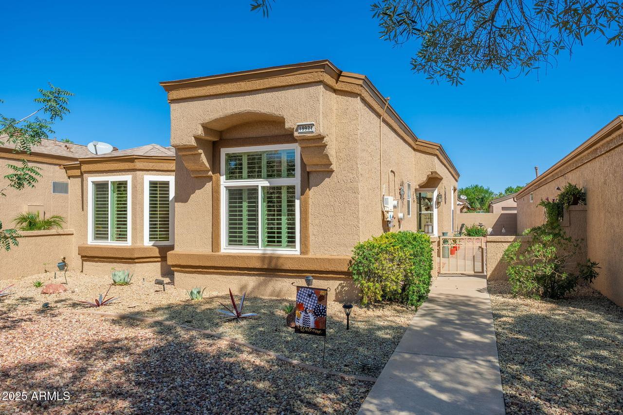19921 N Greenview Dr., Sun City West, AZ 85375