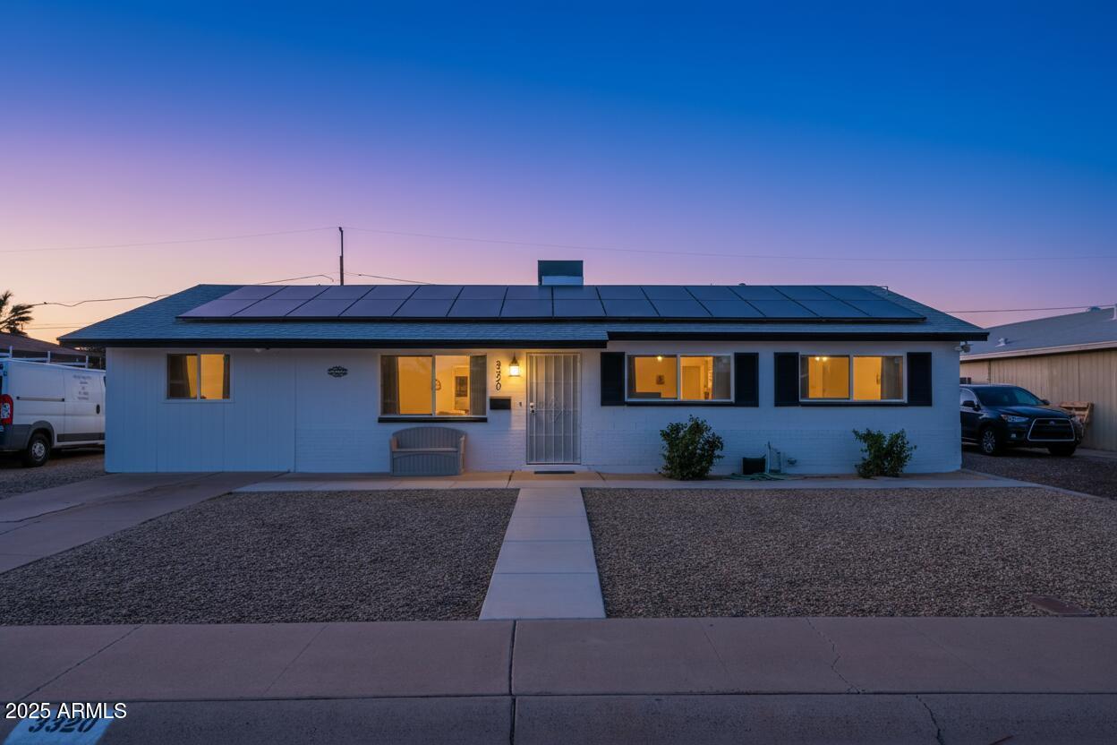 3320 W Windrose Dr., Phoenix, AZ 85029
