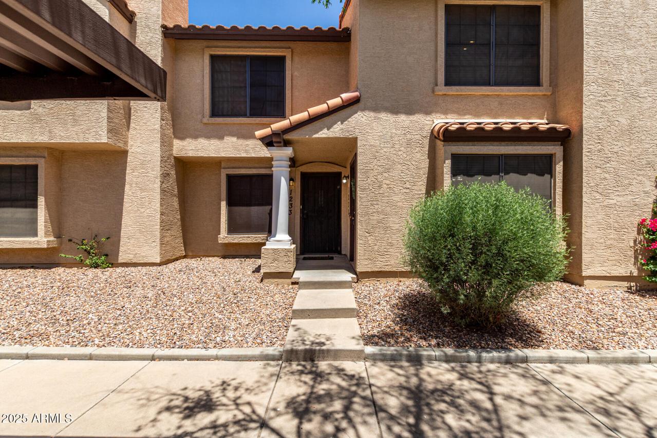 921 W University Dr. #1232, Mesa, AZ 85201