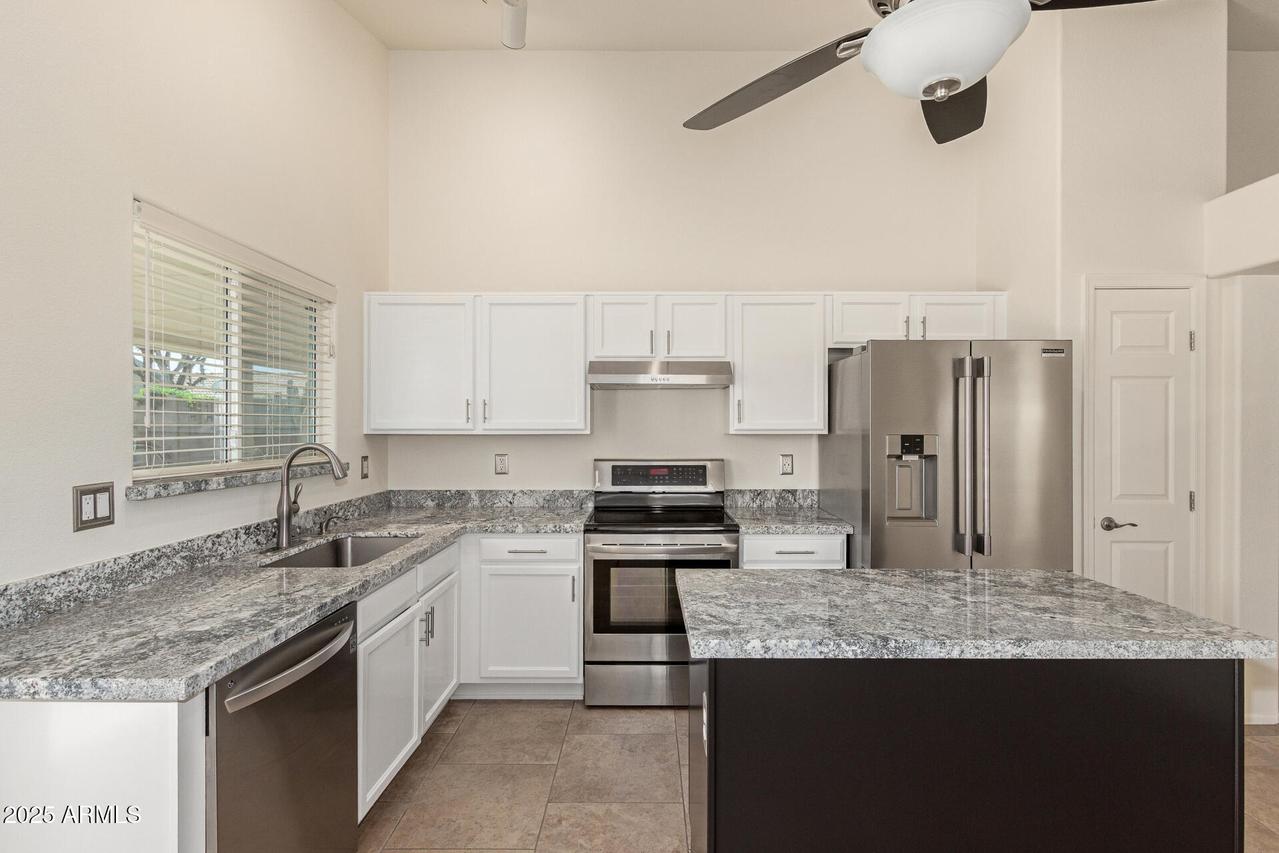 3067 W Melinda Ln., Phoenix, AZ 85027