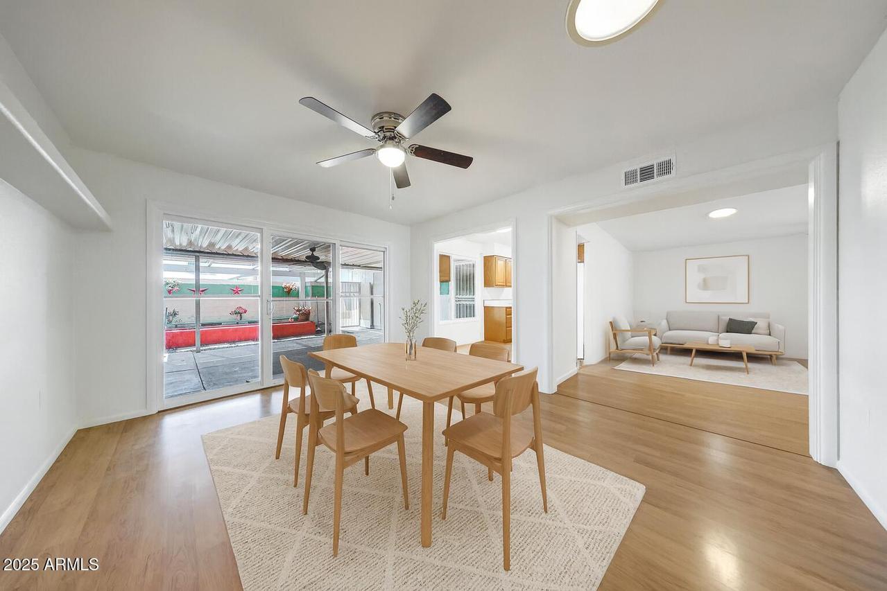 10246 W Palmeras Dr., Sun City, AZ 85373
