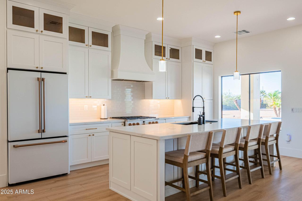 608 W Restin Rd., Phoenix, AZ 85086