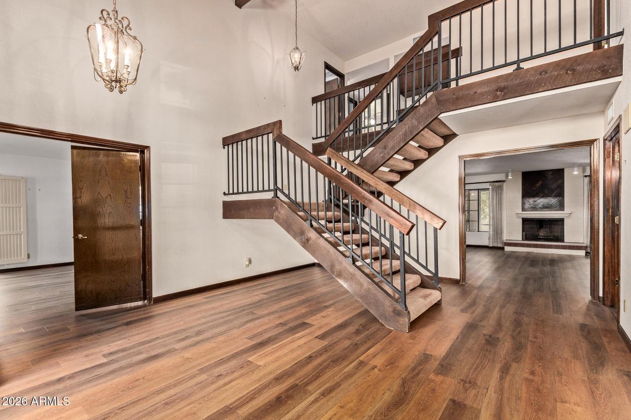 8651 E Thoroughbred Tr., Scottsdale, AZ 85258