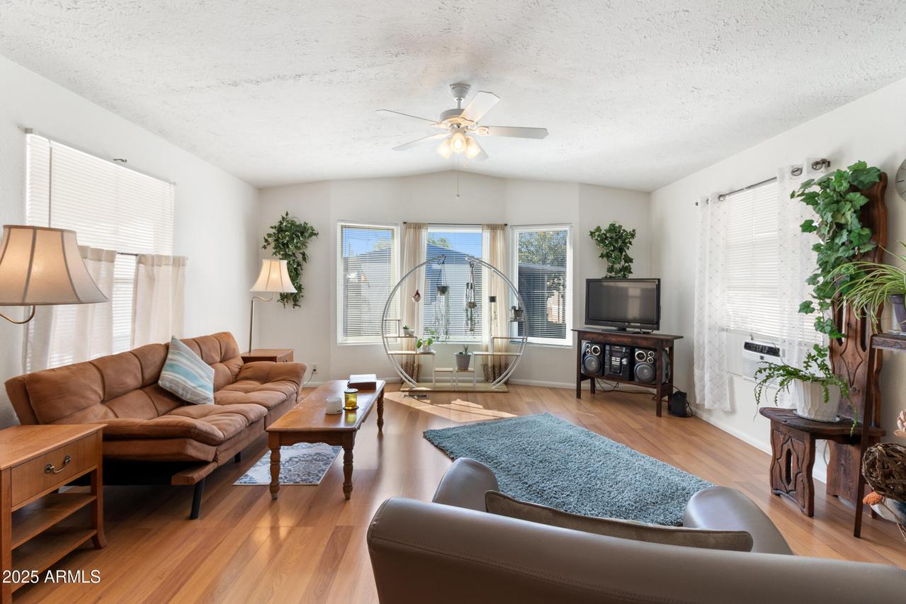 2121 N Center St. #204, Mesa, AZ 85201