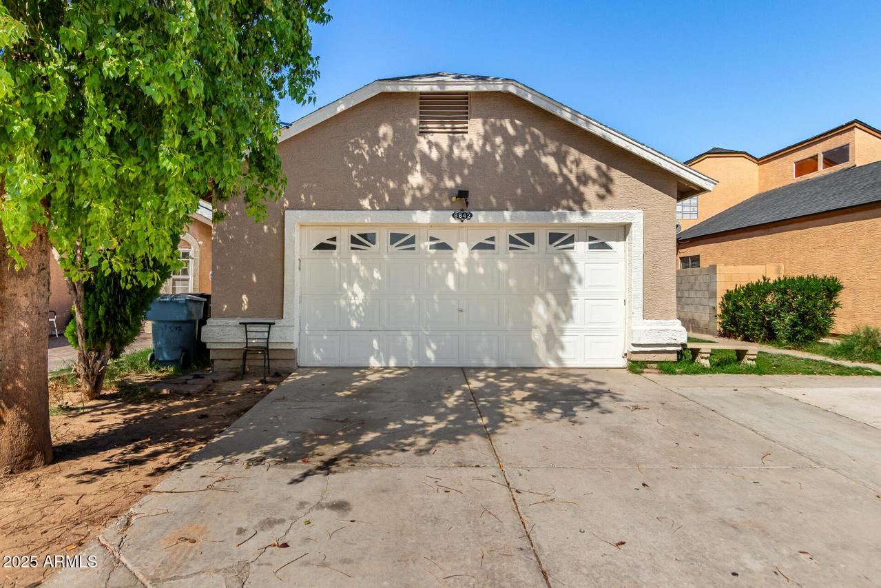 8842 W Vale Dr., Phoenix, AZ 85037