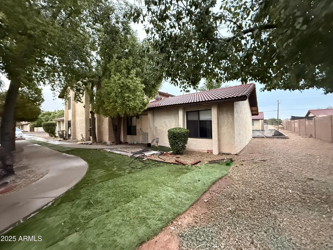 2437 E Tracy Ln. #4, Phoenix, AZ 85032