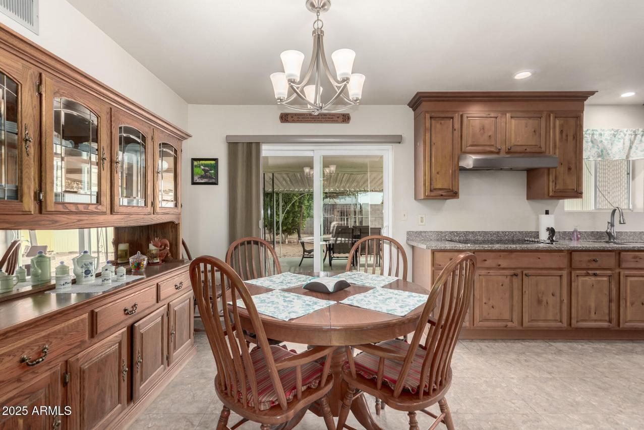 1417 S Grand Dr., Apache Junction, AZ 85120