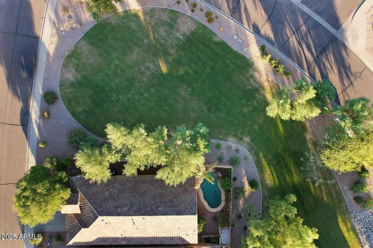 321 W Dexter Way, San Tan Valley, AZ 85143