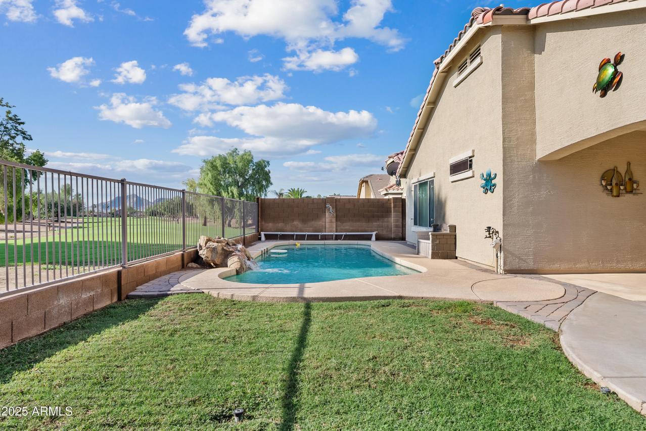 23025 S 215th St., Queen Creek, AZ 85142