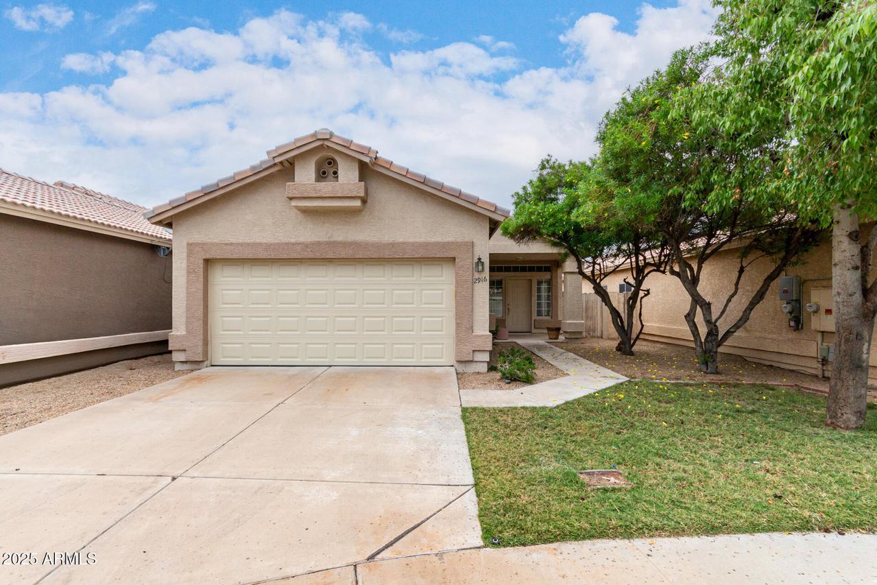 2916 E Nisbet Ct., Phoenix, AZ 85032