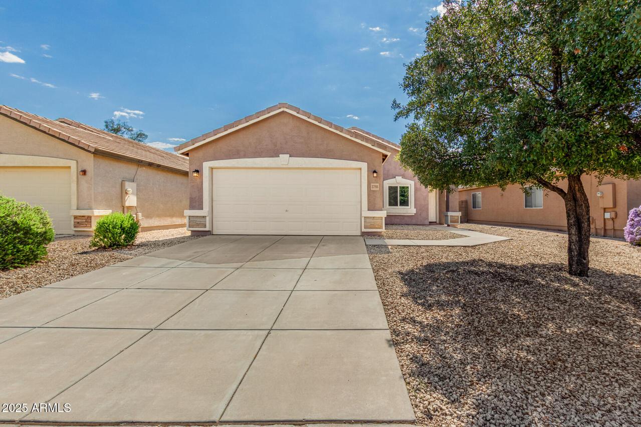 2793 E Olivine Rd., San Tan Valley, AZ 85143