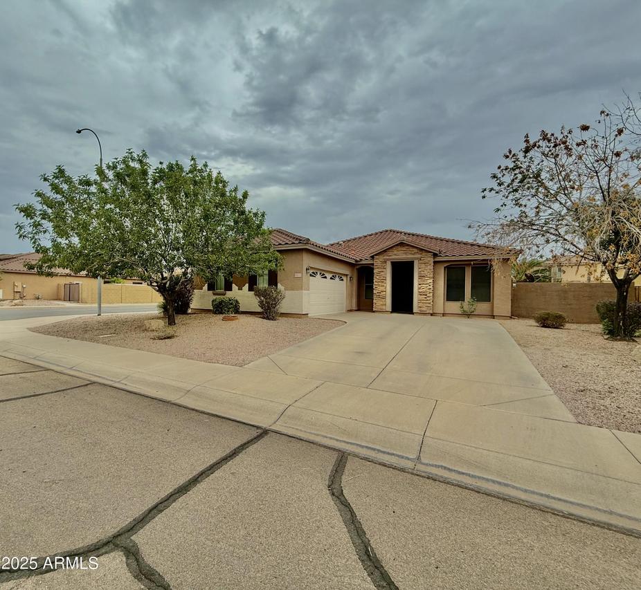 6919 S Onyx Dr., Chandler, AZ 85249