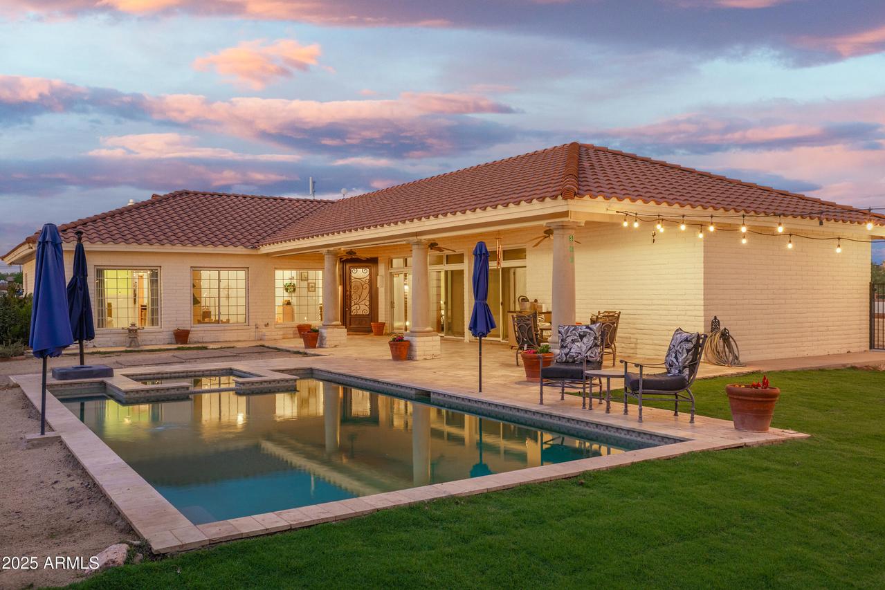 37612 N 15th Ave., Phoenix, AZ 85086