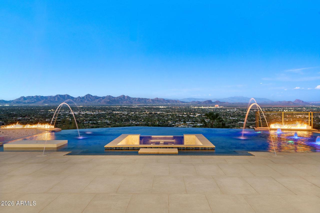 6025 E Cholla Ln., Paradise Valley, AZ 85253