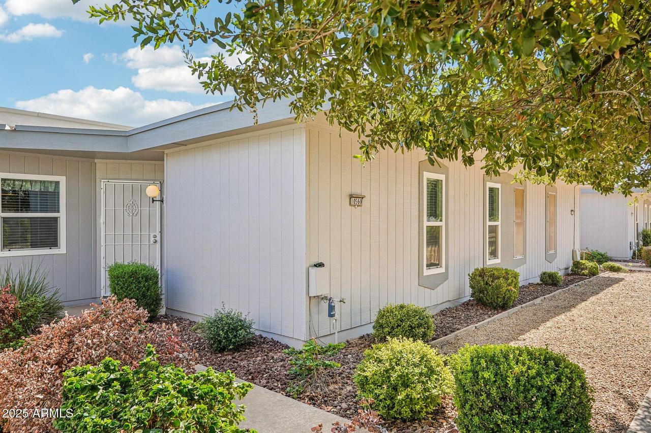 10560 W Palmeras Dr., Sun City, AZ 85373