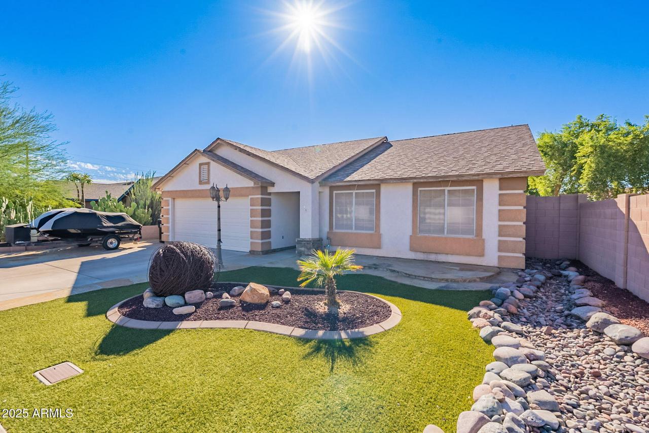 436 N St Claire Cir., Mesa, AZ 85207