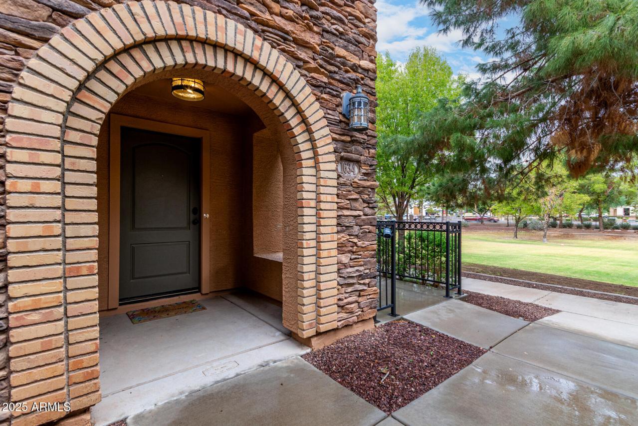 1634 E Canyon Creek Dr., Gilbert, AZ 85295