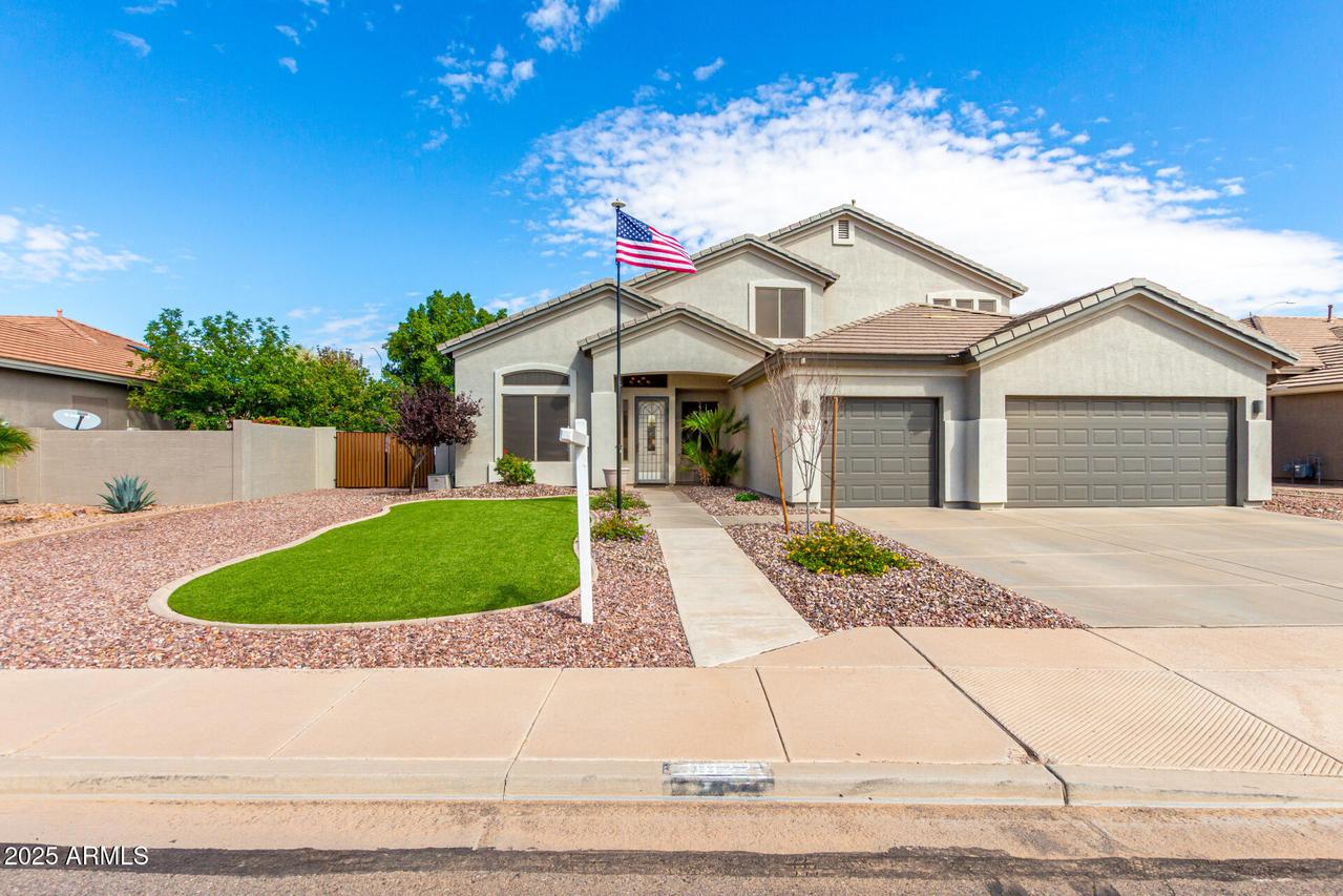 9822 E Lompoc Ave., Mesa, AZ 85209
