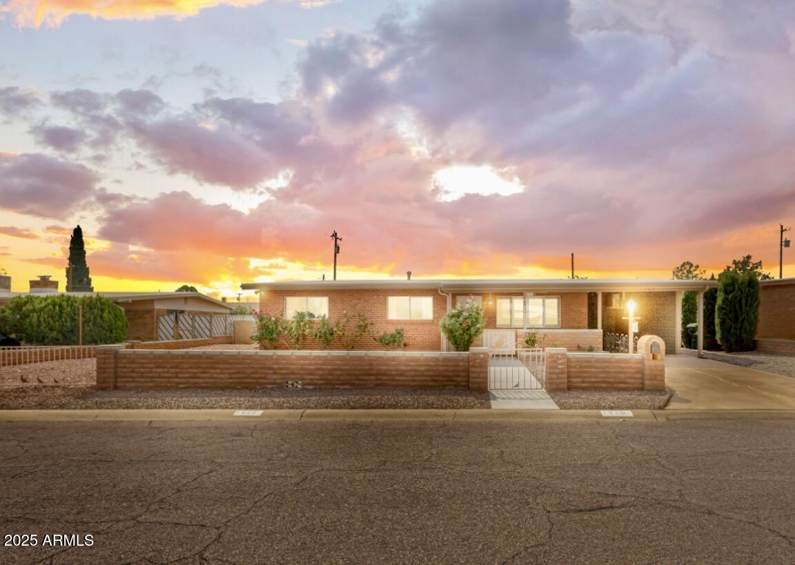 1416 Sierra Dr., Sierra Vista, AZ 85635