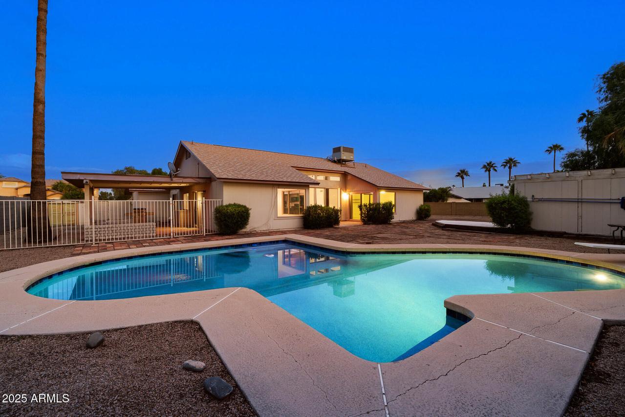 16216 N 33rd Dr., Phoenix, AZ 85053